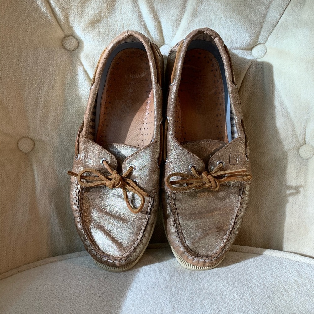 **SPERRY** Gold Sperry Top-Siders Sz: 8